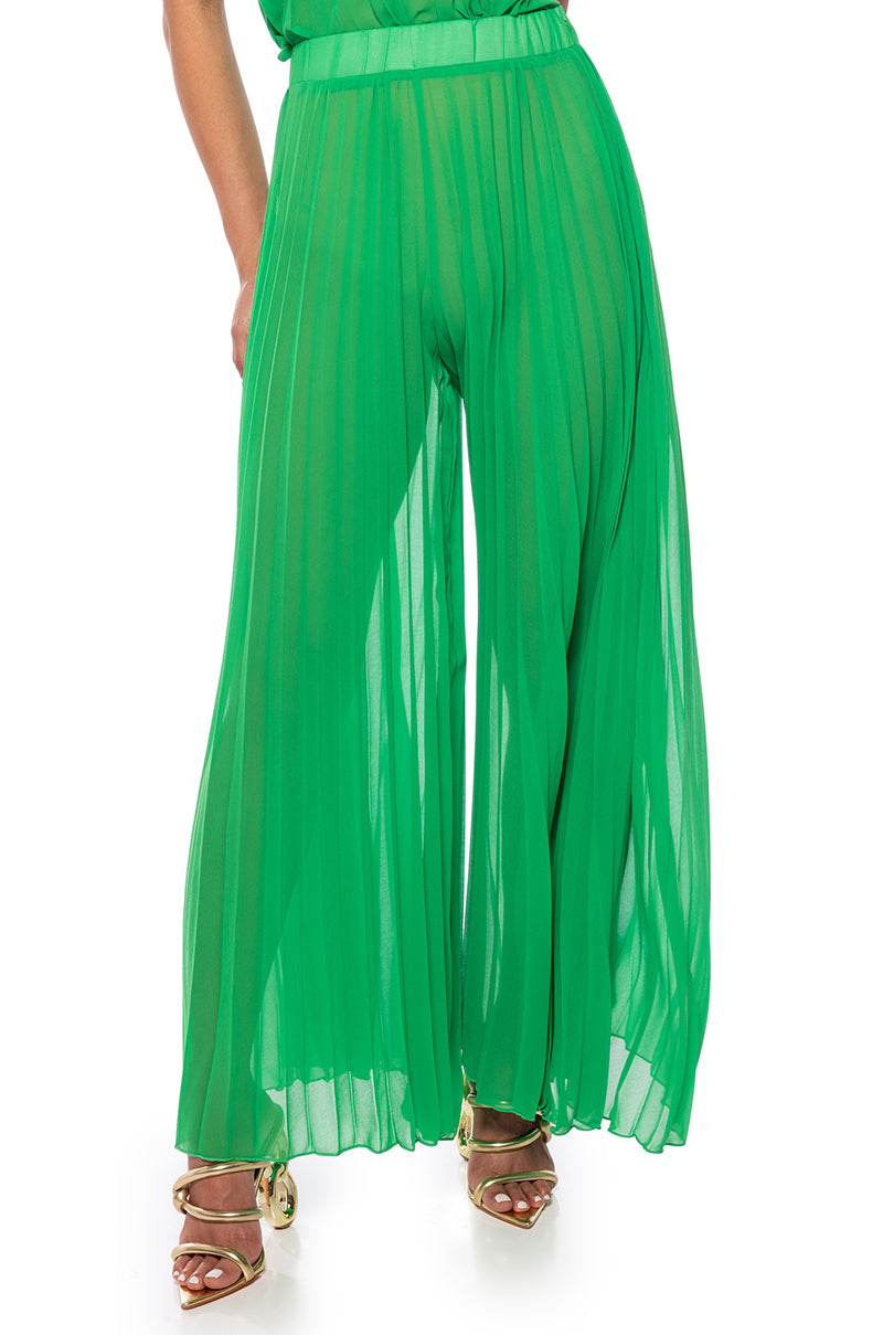 YOUR ULTIMATE PLEATED PALAZZO PANT IN GREEN view 0